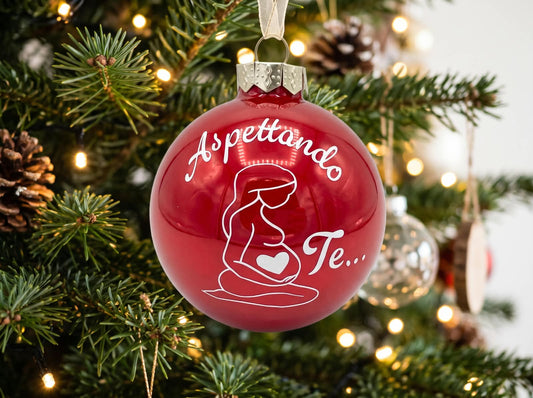 Boule de Noël personnalisée « Attends-moi » en verre – Décoration de Noël pour futurs parents
