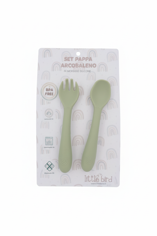Posate verde olive con packaging verticale