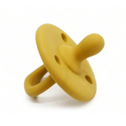 Ciuccio Anatomico in Silicone - Giallo Senape  - Conforme Normative UE