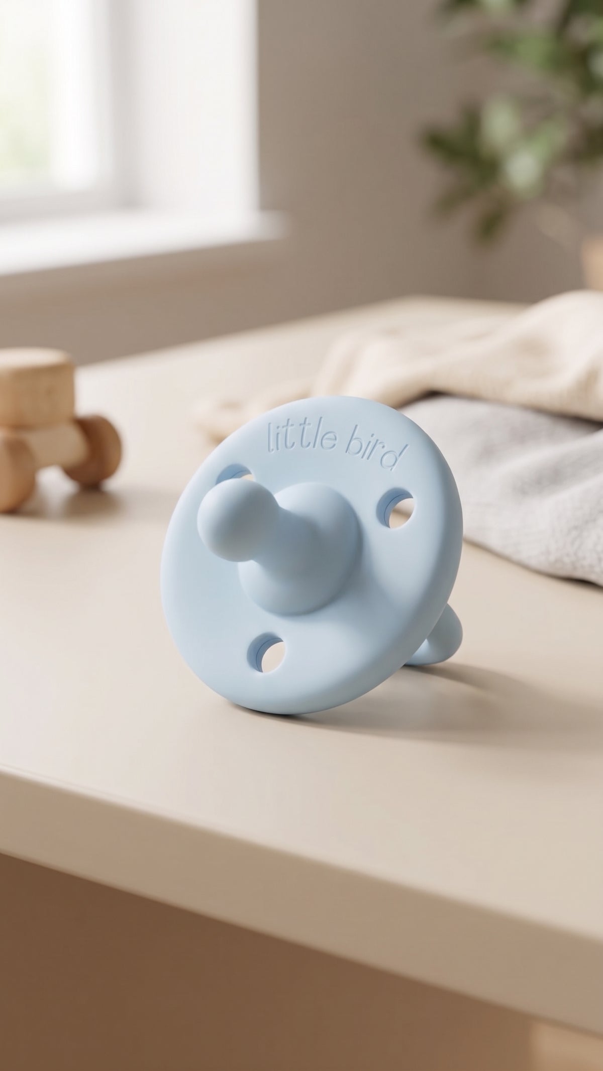 Little Bird - Sucette Anatomique Silicone Bleu Ciel +3 mois - 100% sans BPA - Nouveau-né