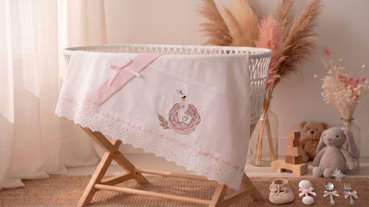 Little Bird - Drap Housse Lapin Personnalisable avec Prénom - 100% Coton - Landau Bébé - Cadeau Naissance