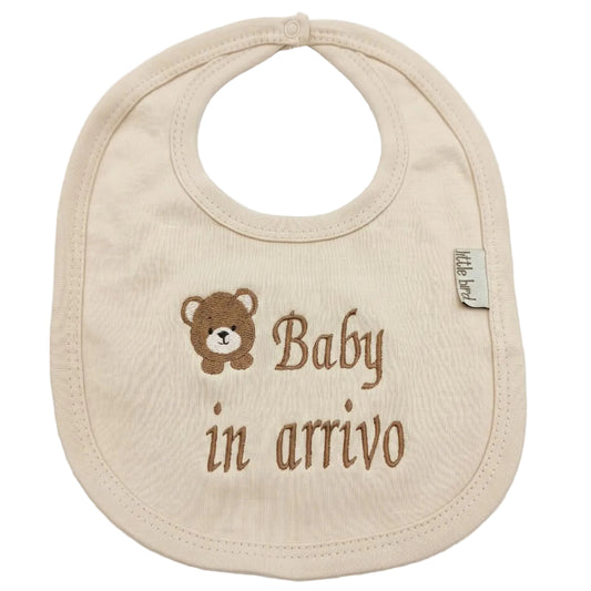 Little Bird - Bavetta Baby in Arrivo con Orsetto Ricamata - 100% Cotone - Annuncio Gravidanza