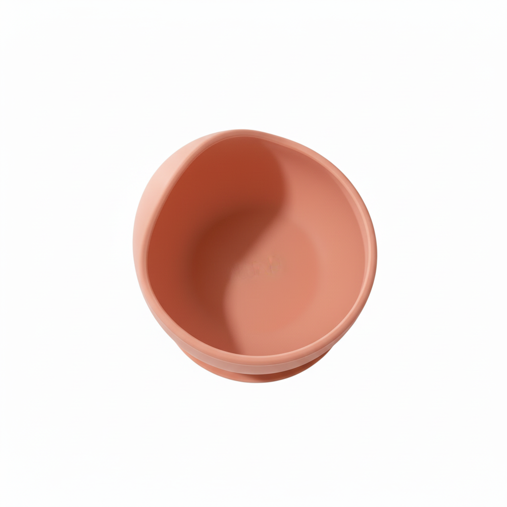 Ciotola peach dall'alto sfondo bianco