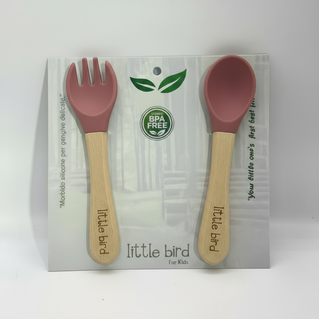 Confezione con posate rosa scuro