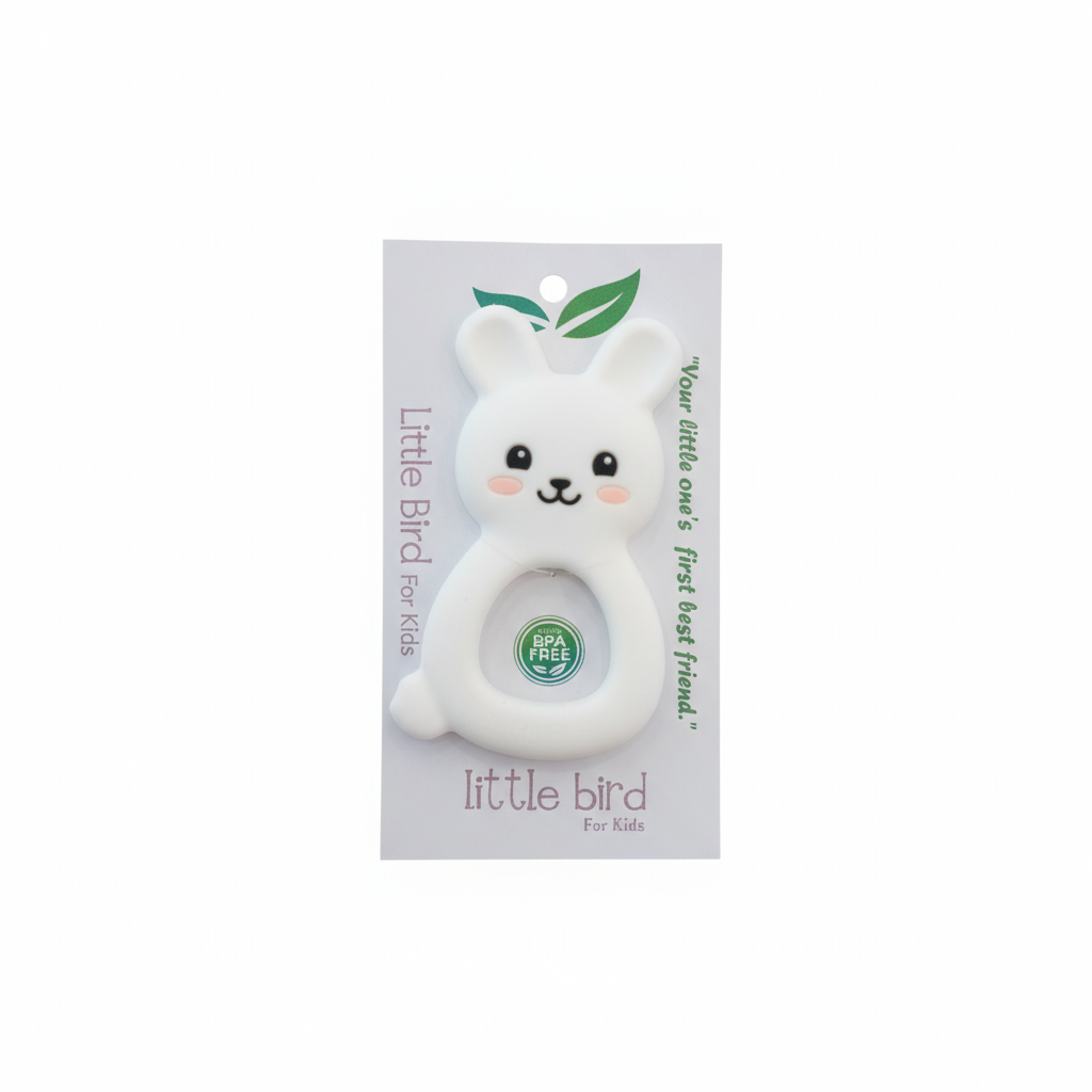 Gattino bianco con packaging carta