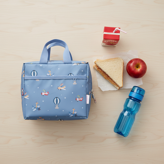 Borsa Planes Termica Merenda Tutete flat lay - borsa con merenda su tavolo