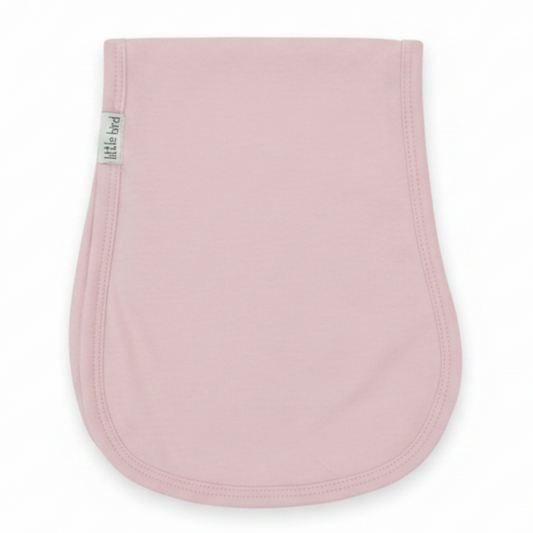 Telospalla rosa antico piegato su sfondo bianco