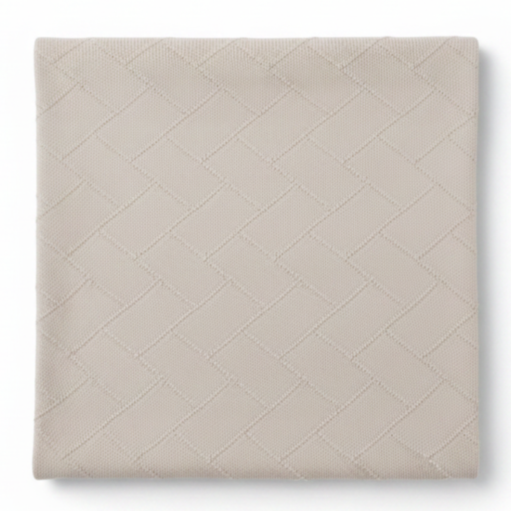 Copertina Scacchi Beige sfondo bianco