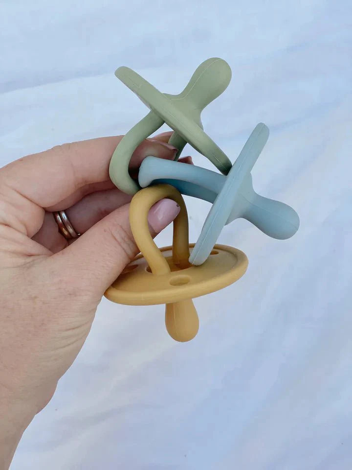 Ciuccio Anatomico in Silicone - Giallo Senape  - Conforme Normative UE