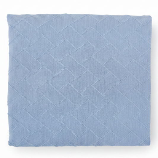 Copertina Scacchi Celeste sfondo bianco