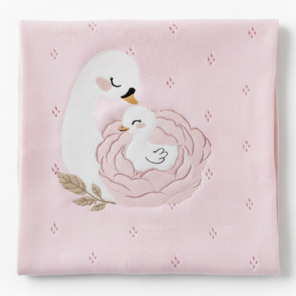 Copertina Cigni sfondo bianco
