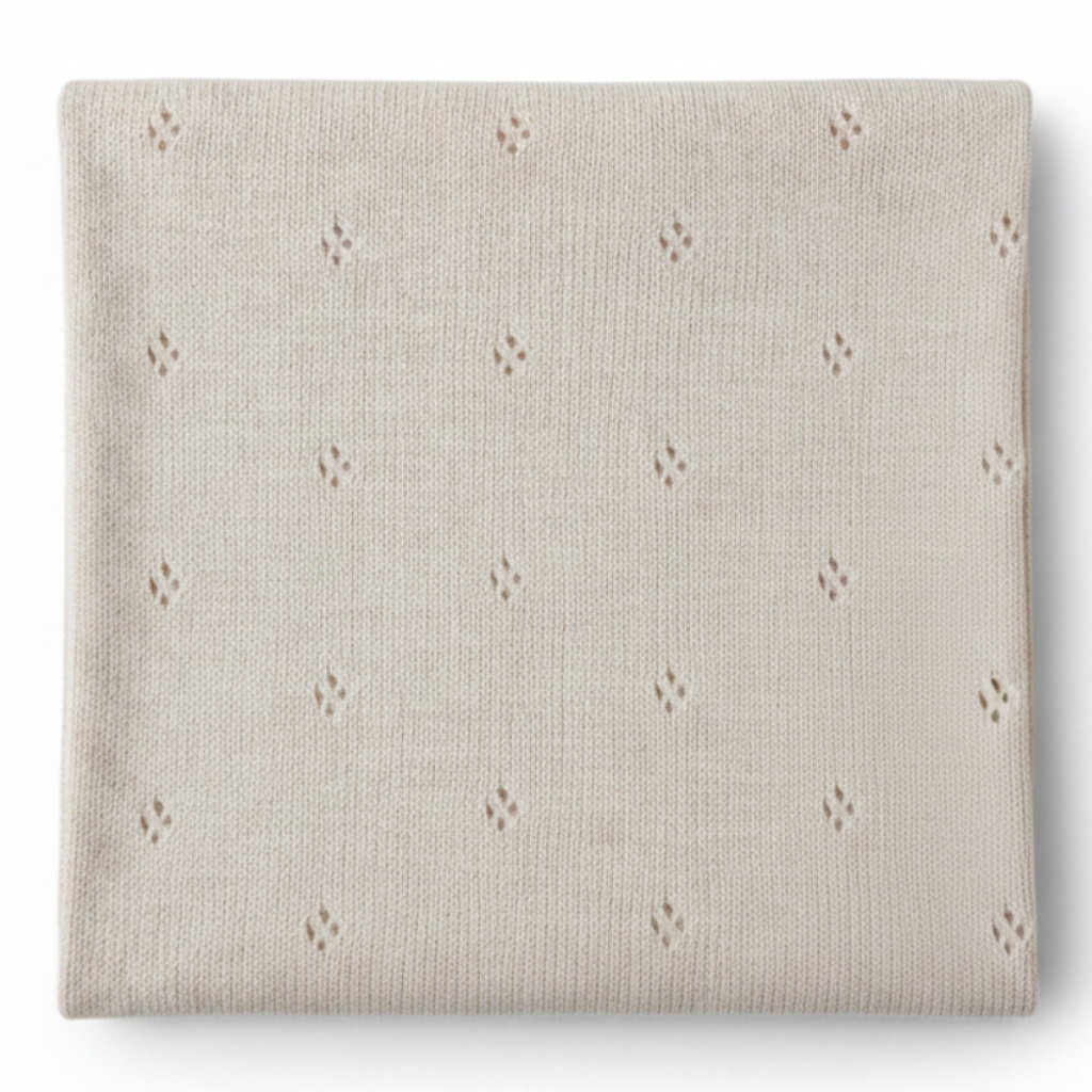 Copertina Traforata Rombi Beige sfondo bianco