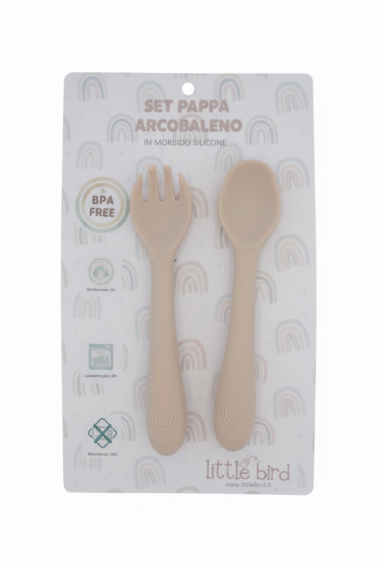 Posate beige con packaging verticale