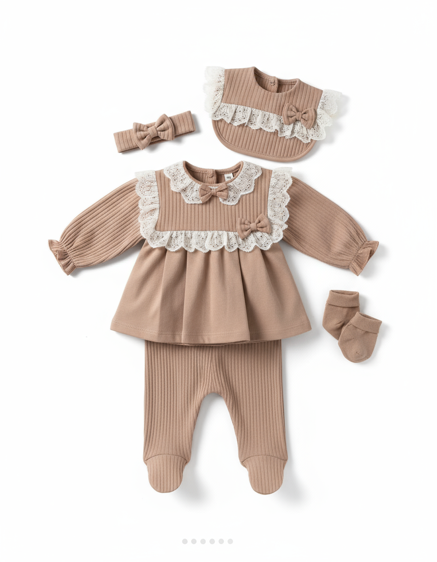 Set completo cammello sfondo bianco - 5 pezzi